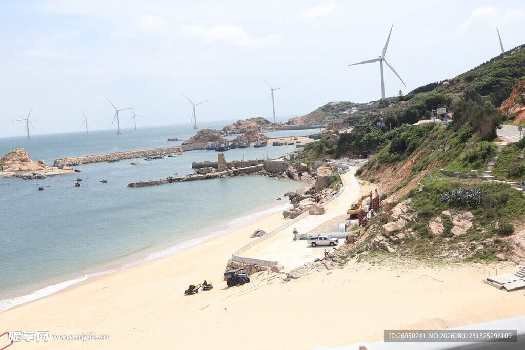 海滨风车沙滩美丽风光