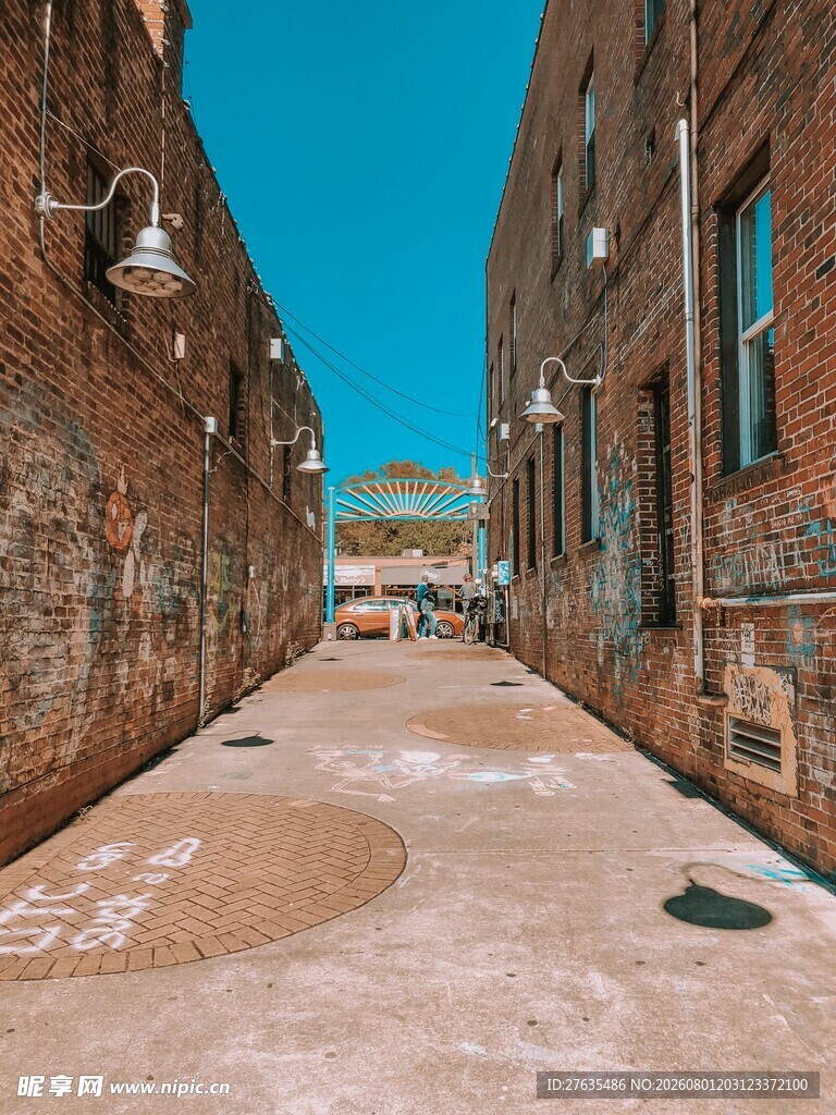 复古小巷的静谧景象