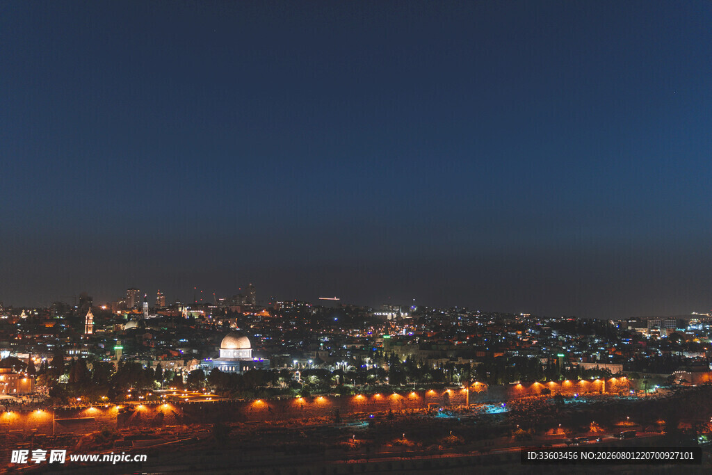 城市璀璨夜景俯瞰图