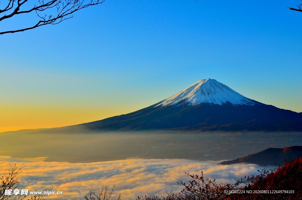 富士山云海壮丽美景