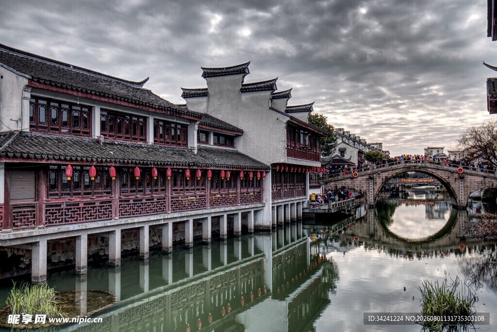 江南水乡古建筑风景图
