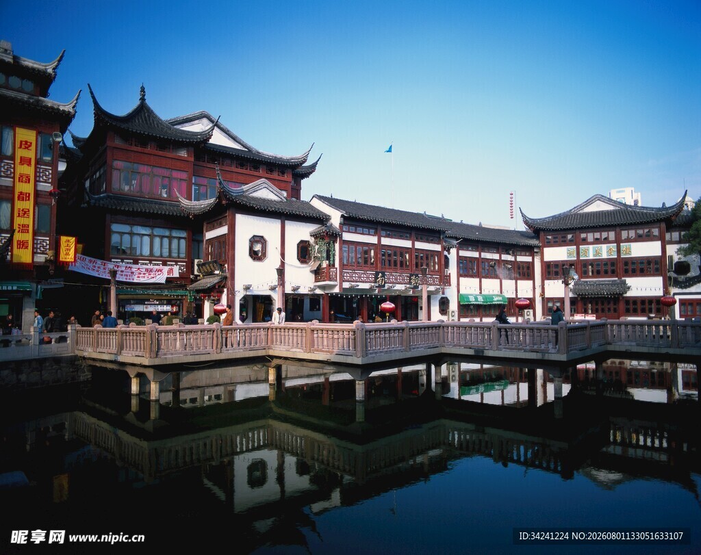 江南水乡古建筑临水景观