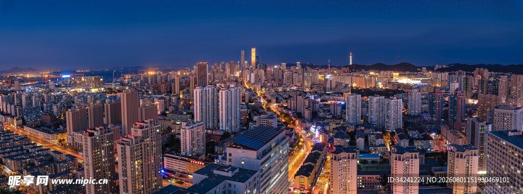 城市夜景俯瞰图