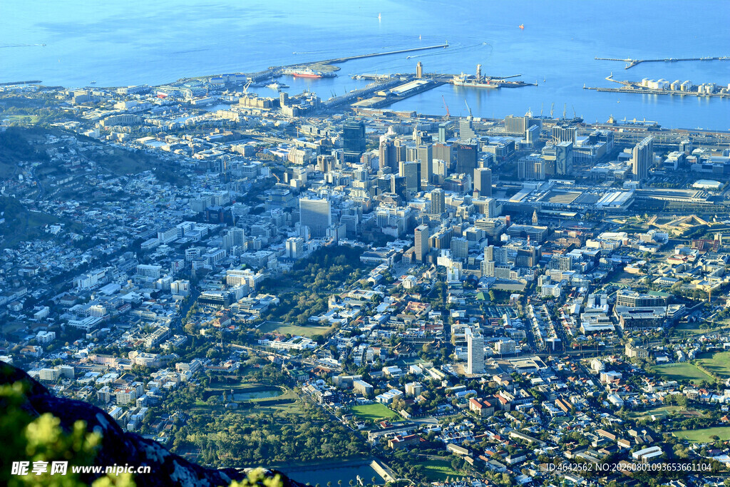 城市全景俯瞰图