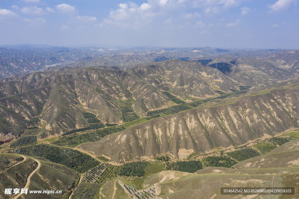 壮丽山川俯瞰图