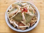 盘子里的青头菌