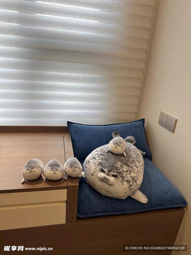 海豹抱枕