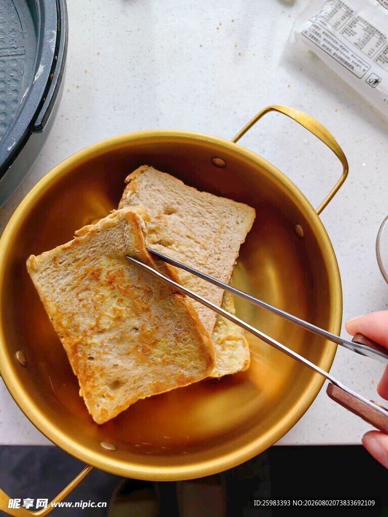 煎吐司