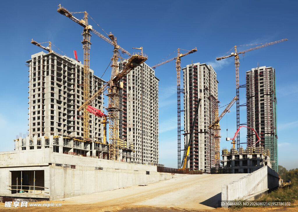城市在建高楼建筑群