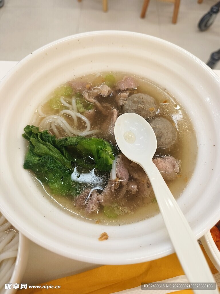 美味牛杂汤粉