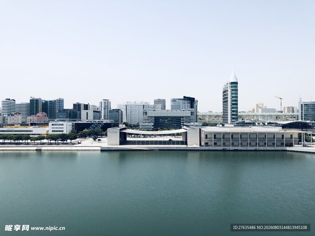 城市滨水风光