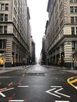 城市空旷街道景象