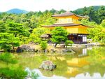 金阁寺美景倒映于碧水间