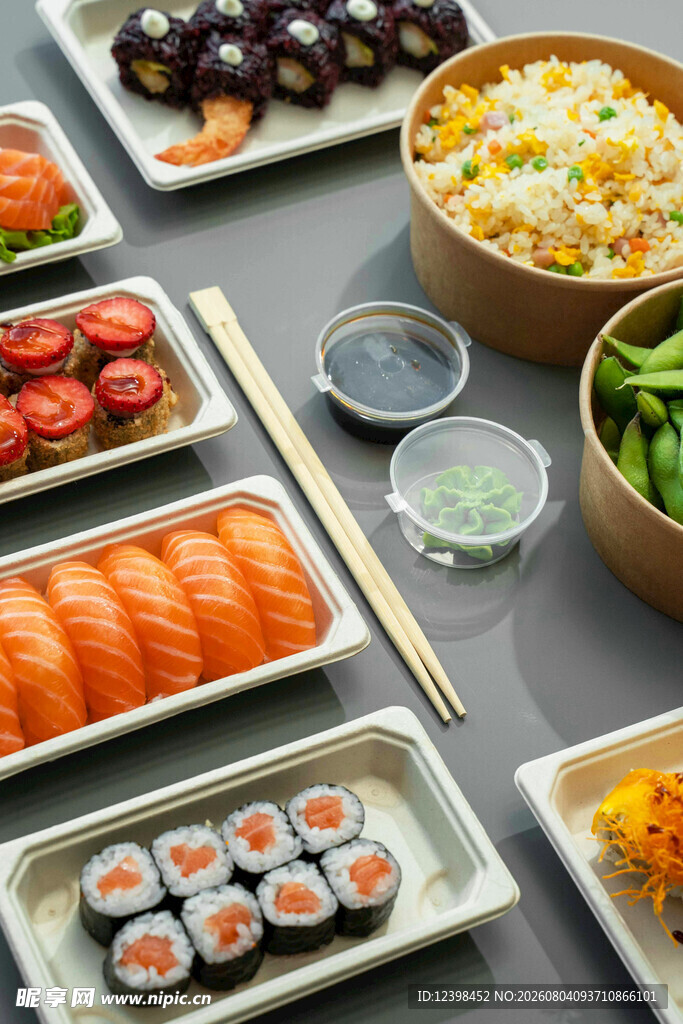 多样美味寿司及日式料理