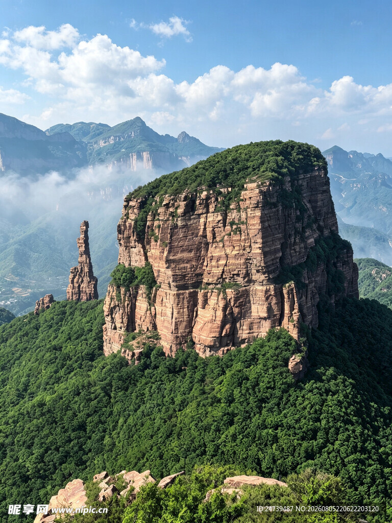 壮丽奇峰景观