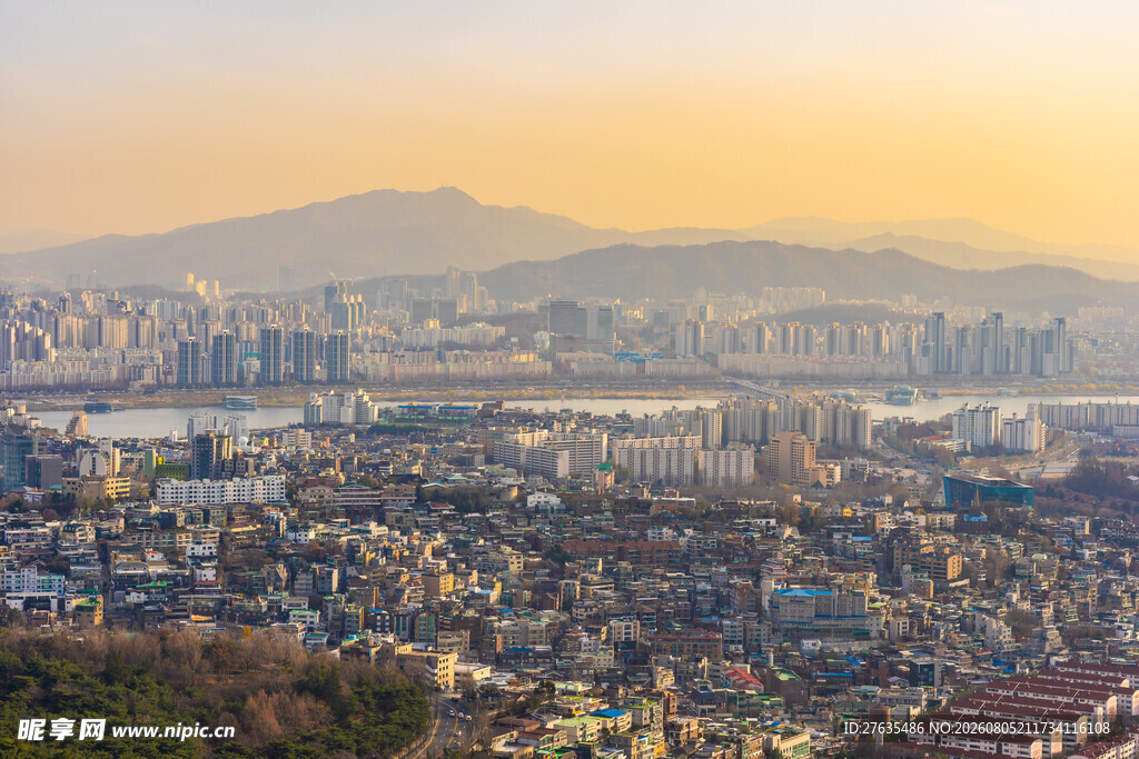 城市全景日落美景