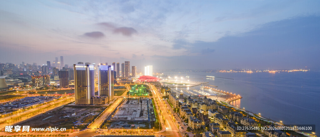 城市夜景璀璨海岸线风光