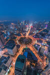 城市璀璨夜景俯瞰图