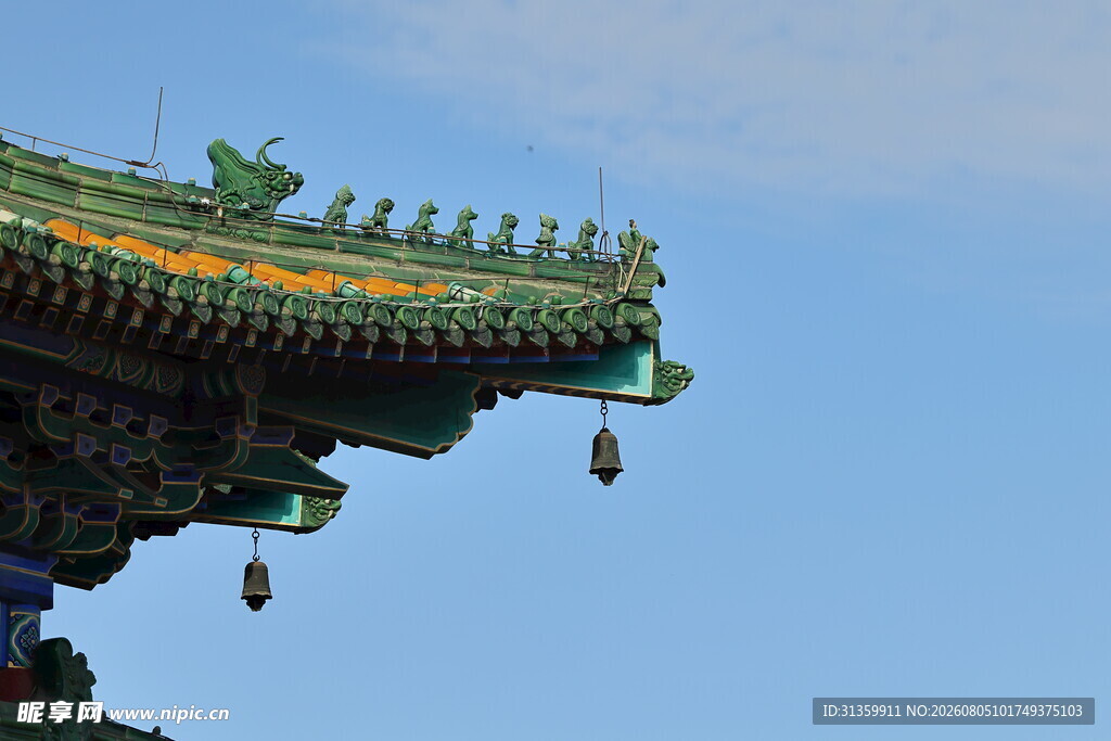 中式古建筑屋檐风铃