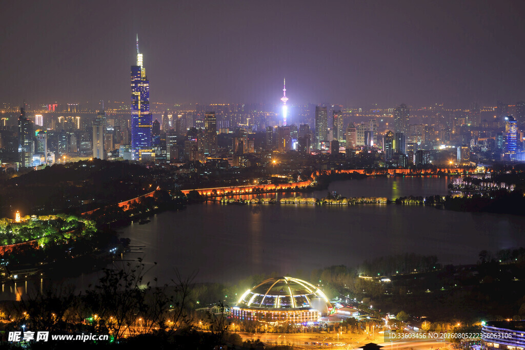 城市璀璨夜景俯瞰图