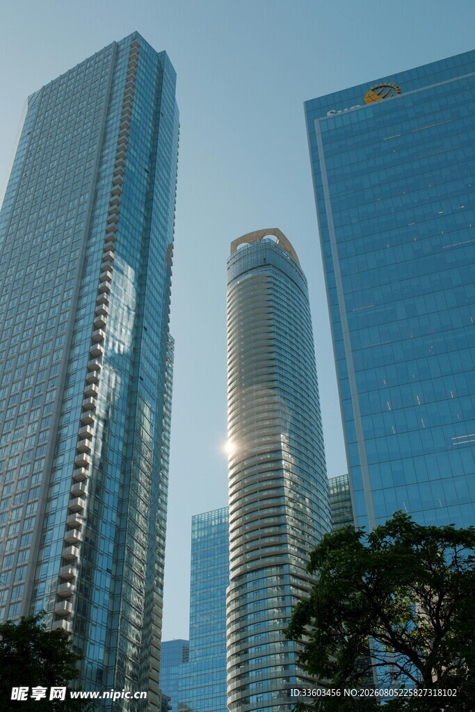 都市摩天大楼建筑群景观