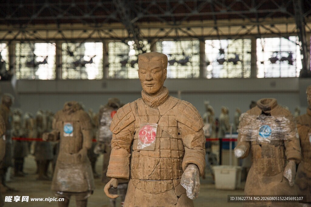 兵马俑展示厅壮观景象