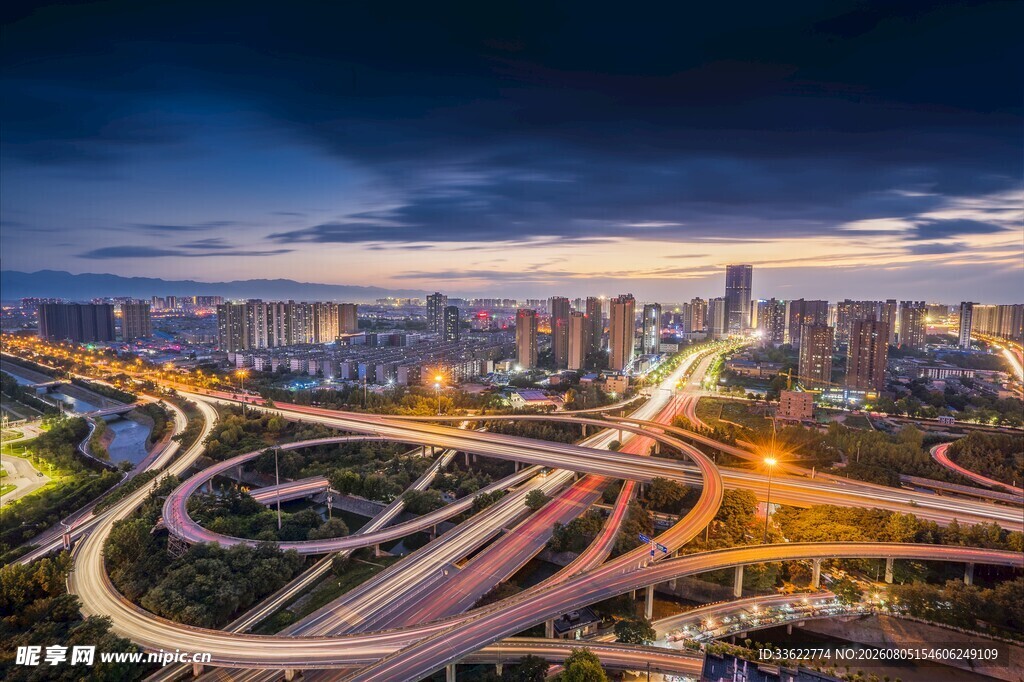 城市立交桥璀璨夜景