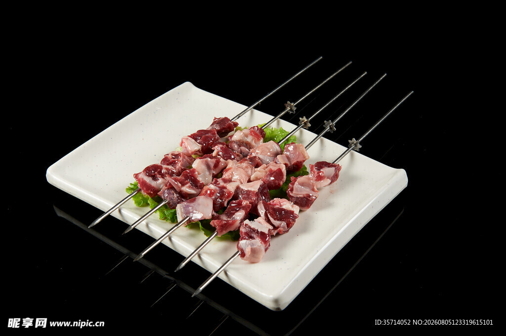 美味羊肉串新鲜食材烤制