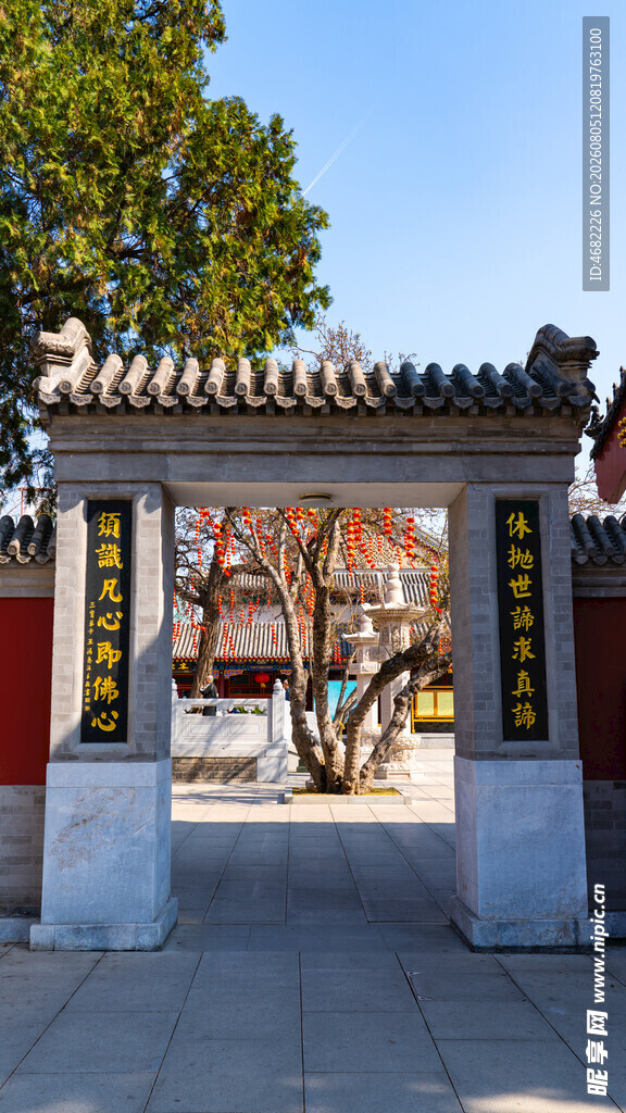 天津大悲禅院过路拱门