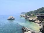 海边礁石美景