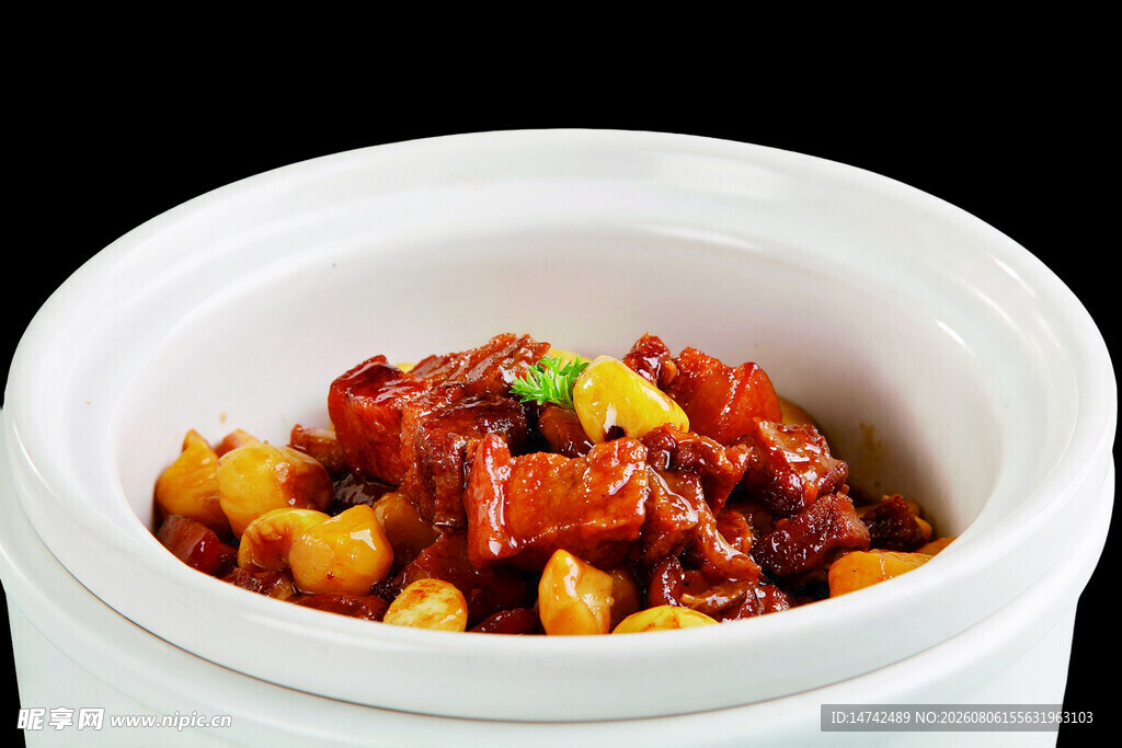 板栗红烧肉