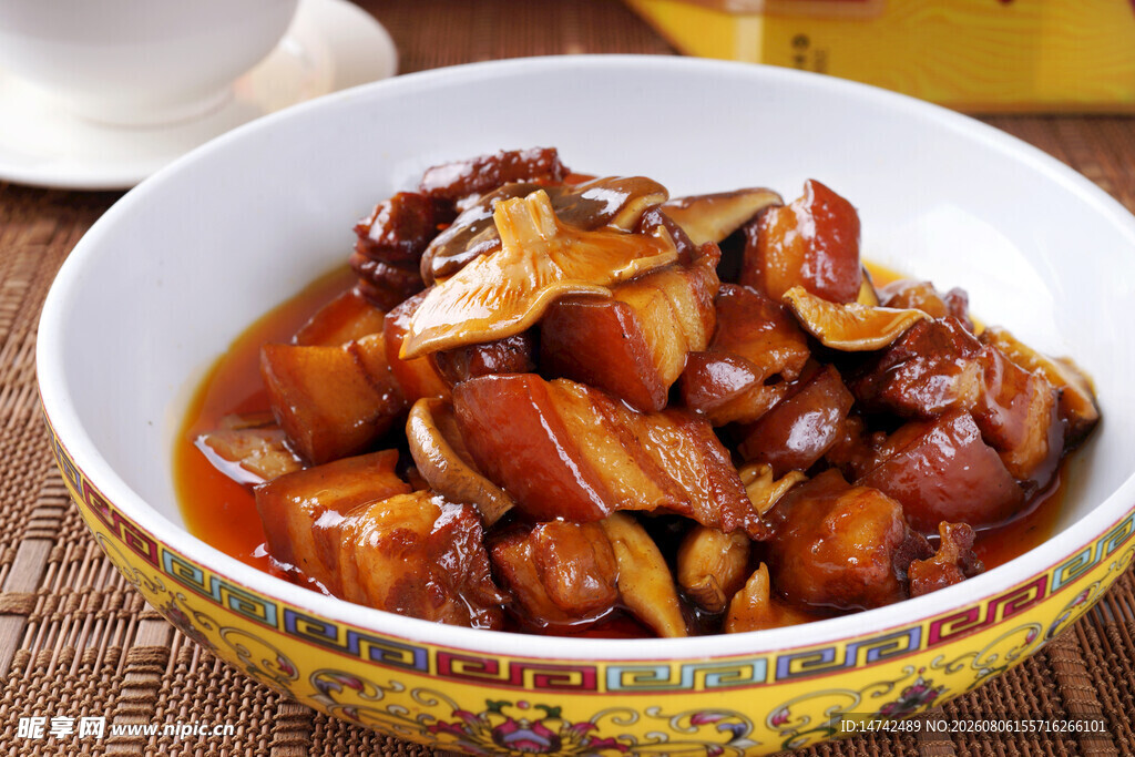 香菇红烧肉