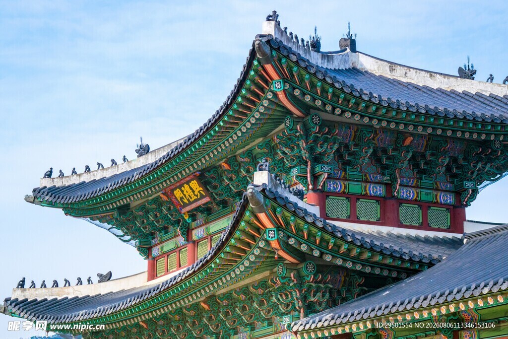 传统中式古建筑飞檐一角