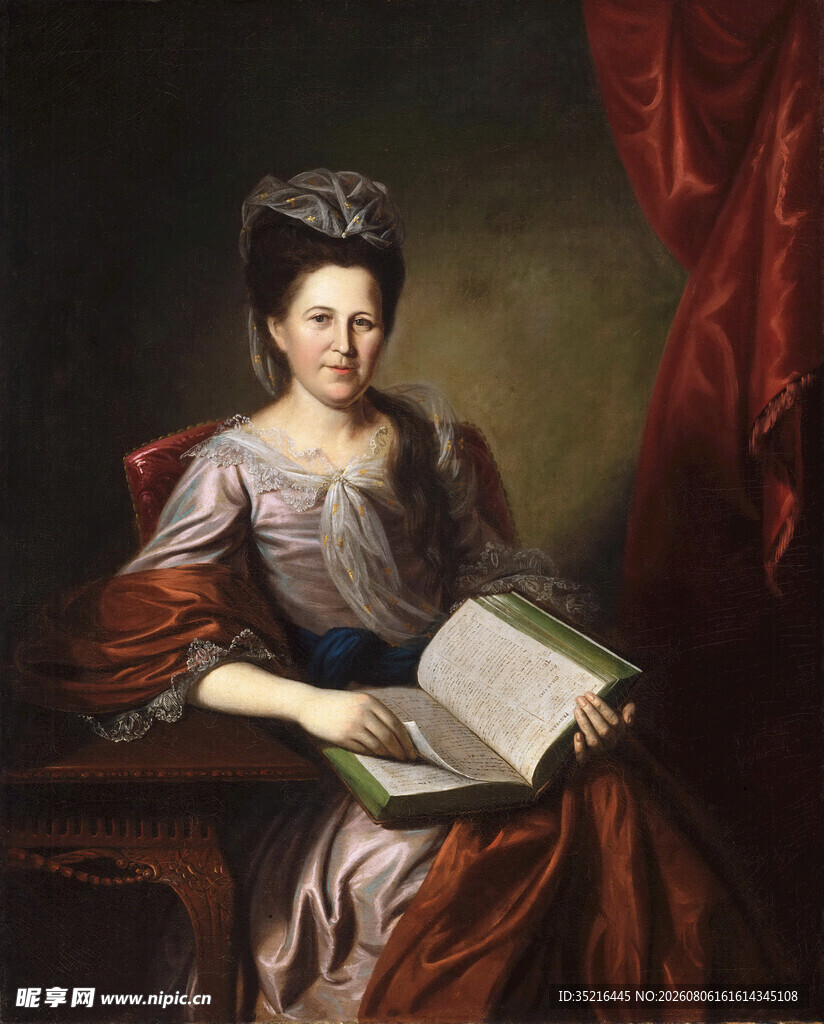 古典装扮女士专注读书