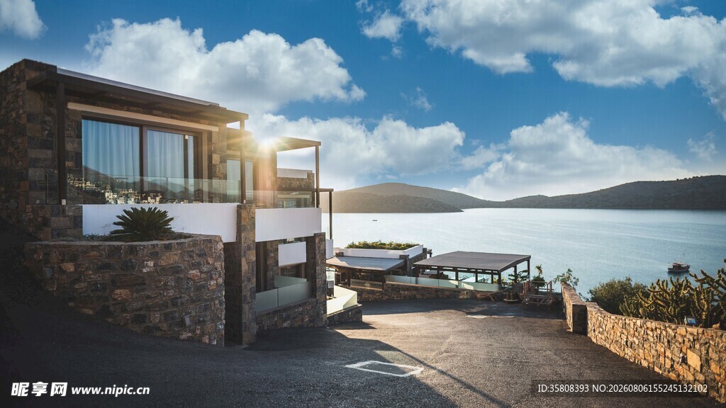 湖畔小屋