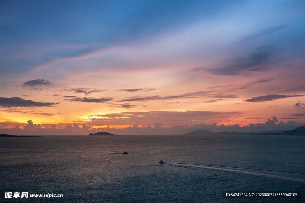 海上绝美日落霞光美景