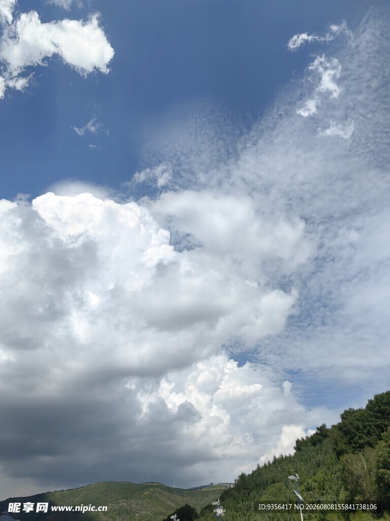 蓝天白云