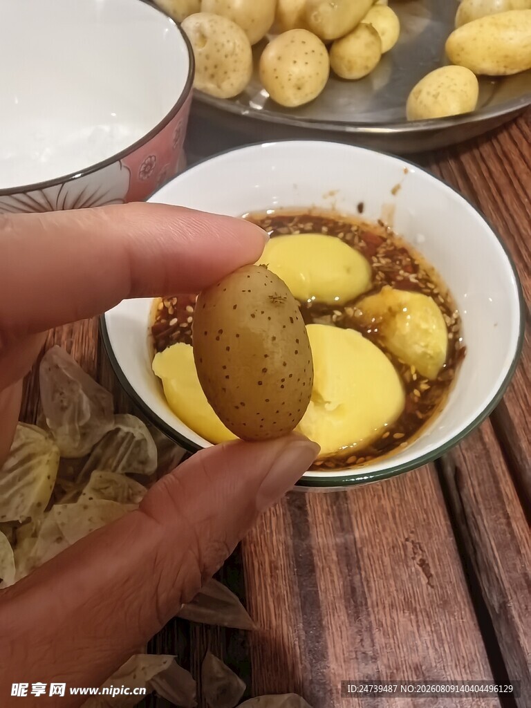手剥美味小土豆