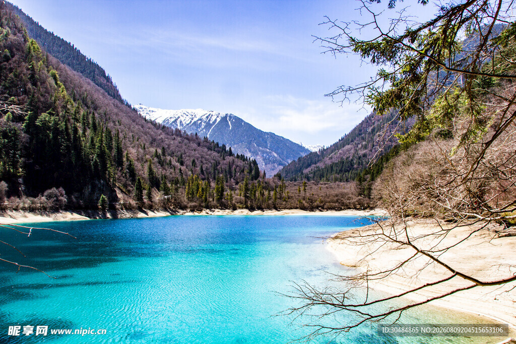 梦幻蓝湖