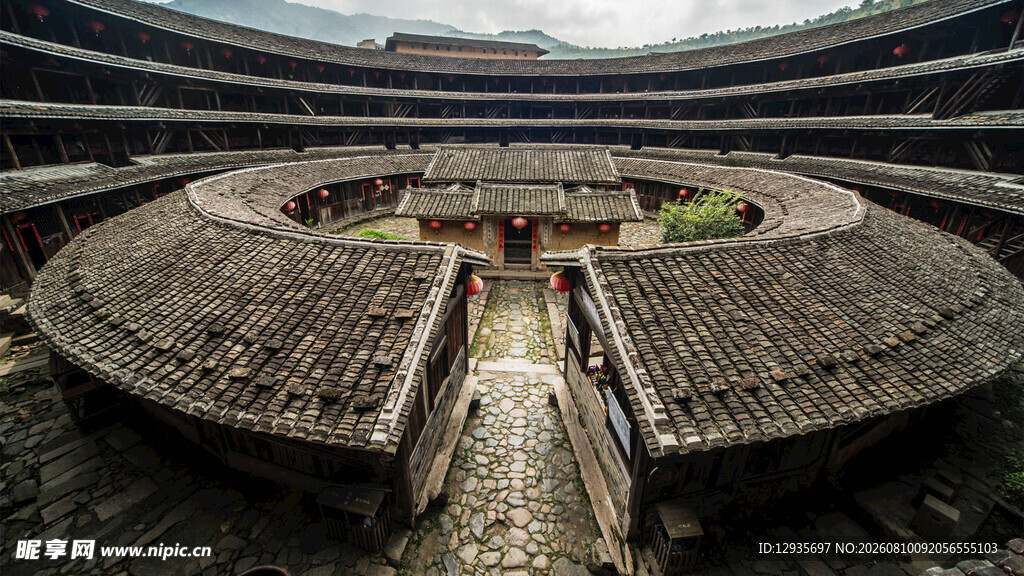 福建土楼内部壮观景象