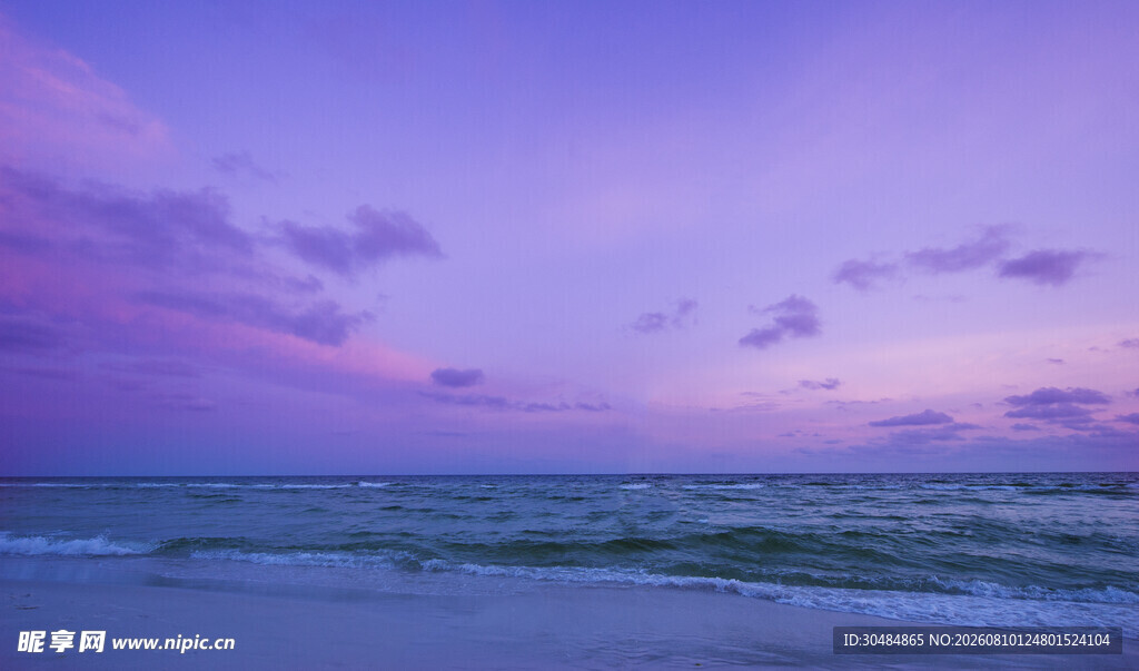 海边梦幻紫霞天空美景