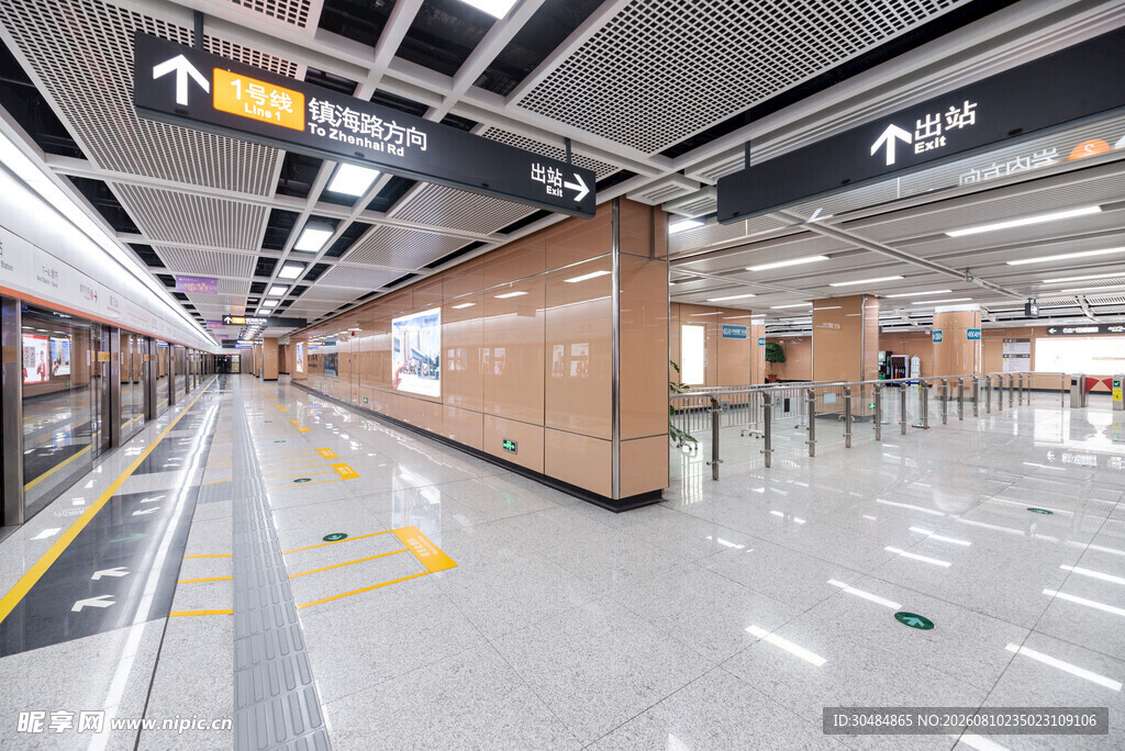 厦门地铁站空间
