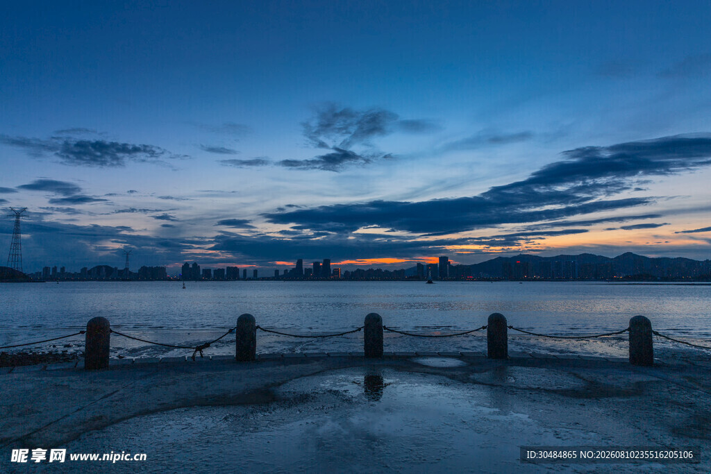 厦门海湾夜景