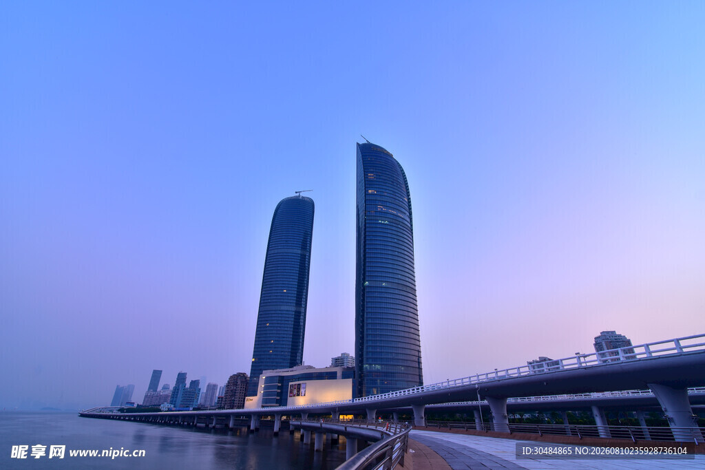 厦门海边建筑风光