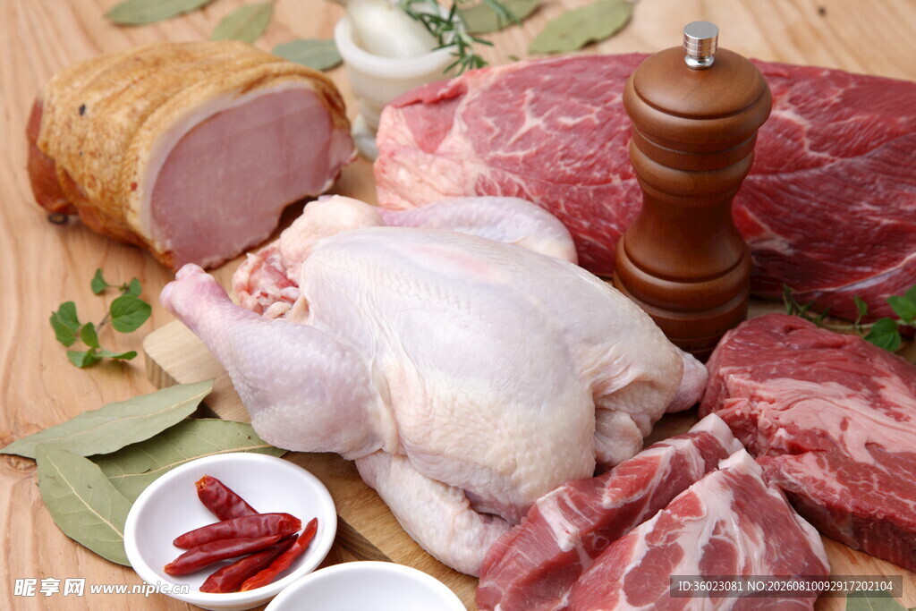 多样新鲜肉类食材展示