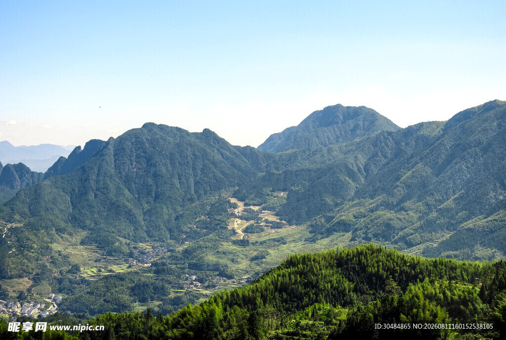 壮丽山景