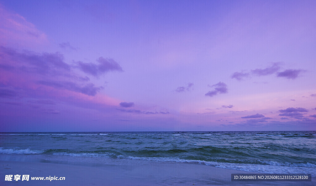 海边梦幻紫霞天空美景