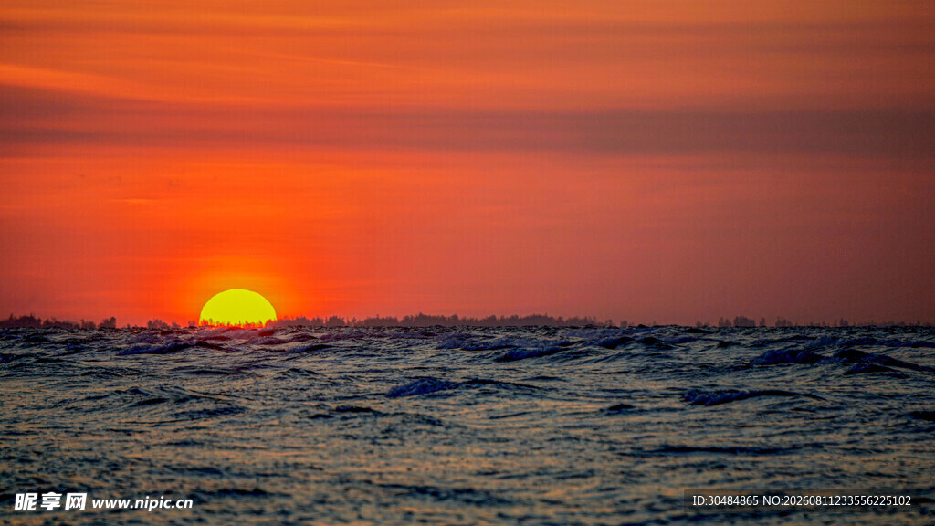 海上日落美景
