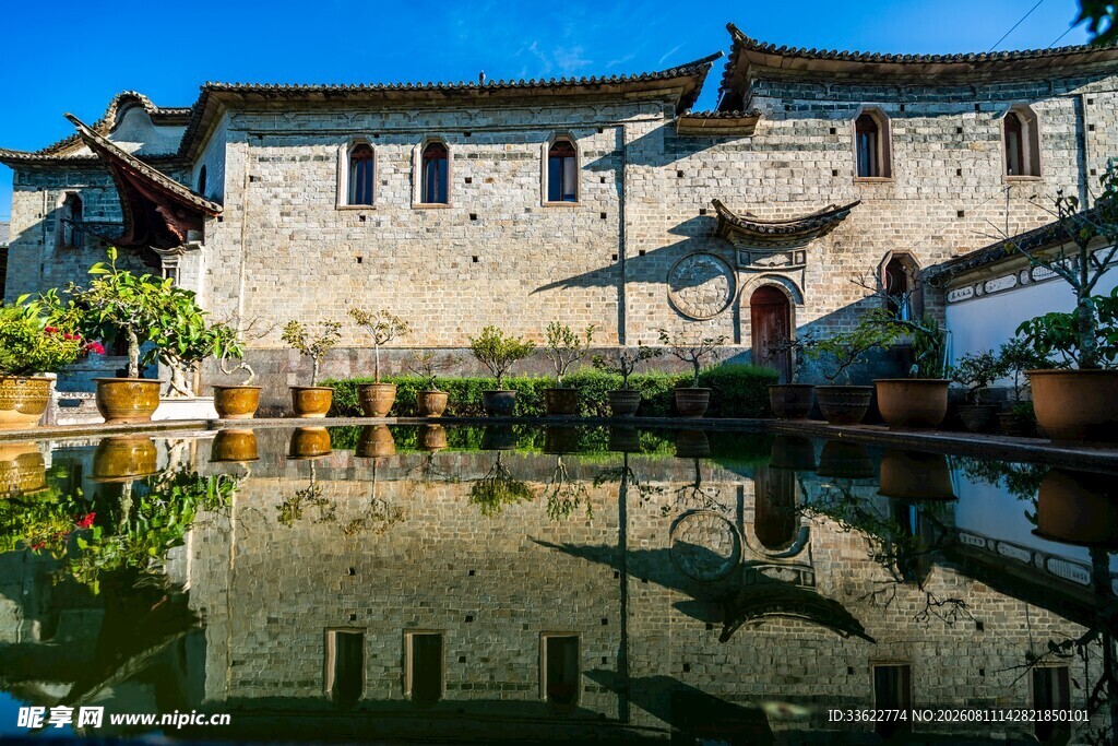 古建倒影 静谧水乡景致