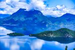 壮丽山水湖景风光图